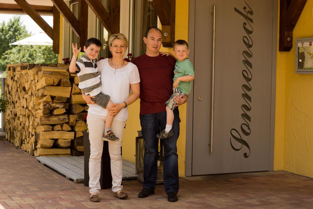 Hotel - Restaurant Sonneneck Dornstetten エクステリア 写真